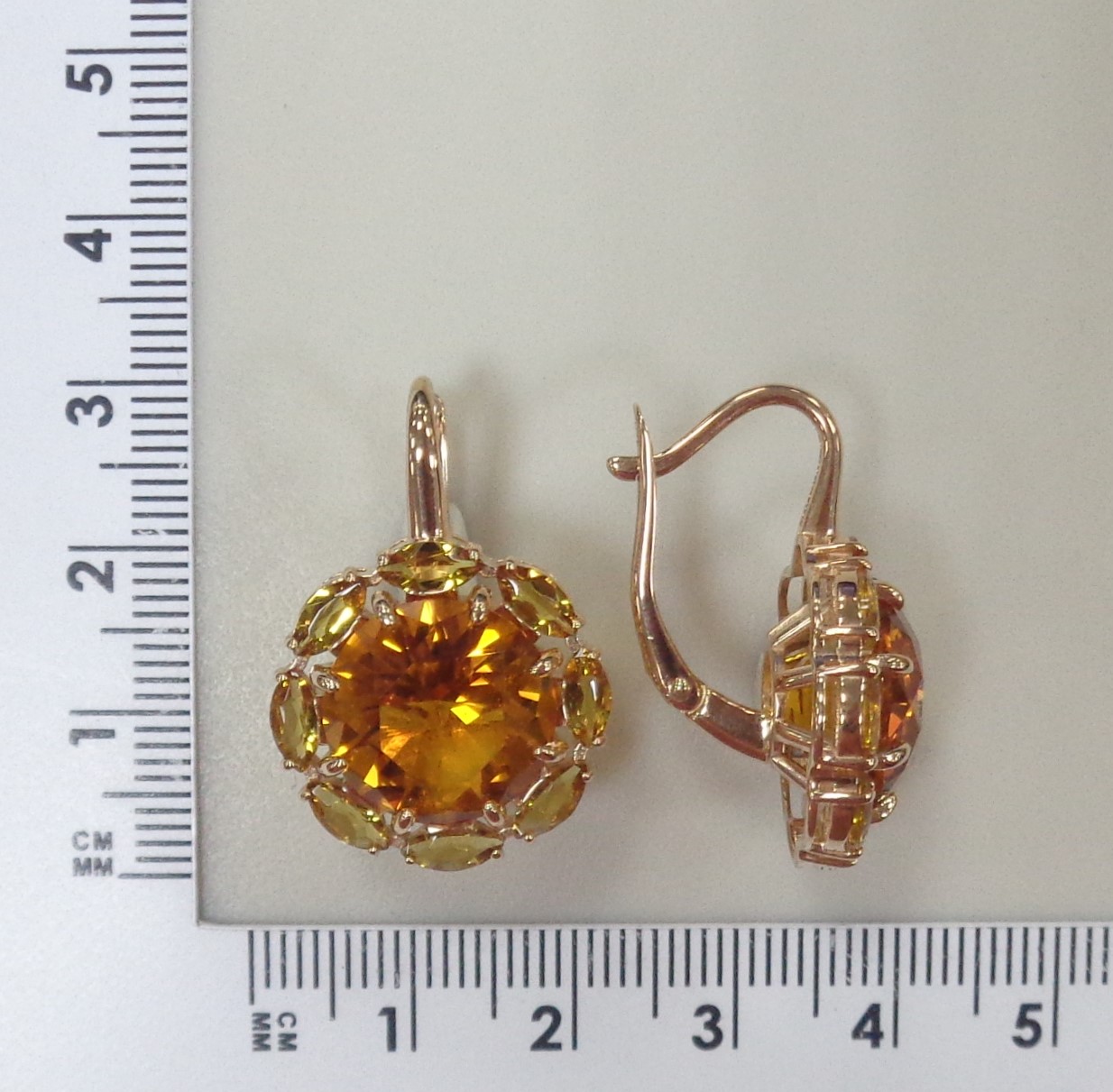 Серебряные серьги с цитринами